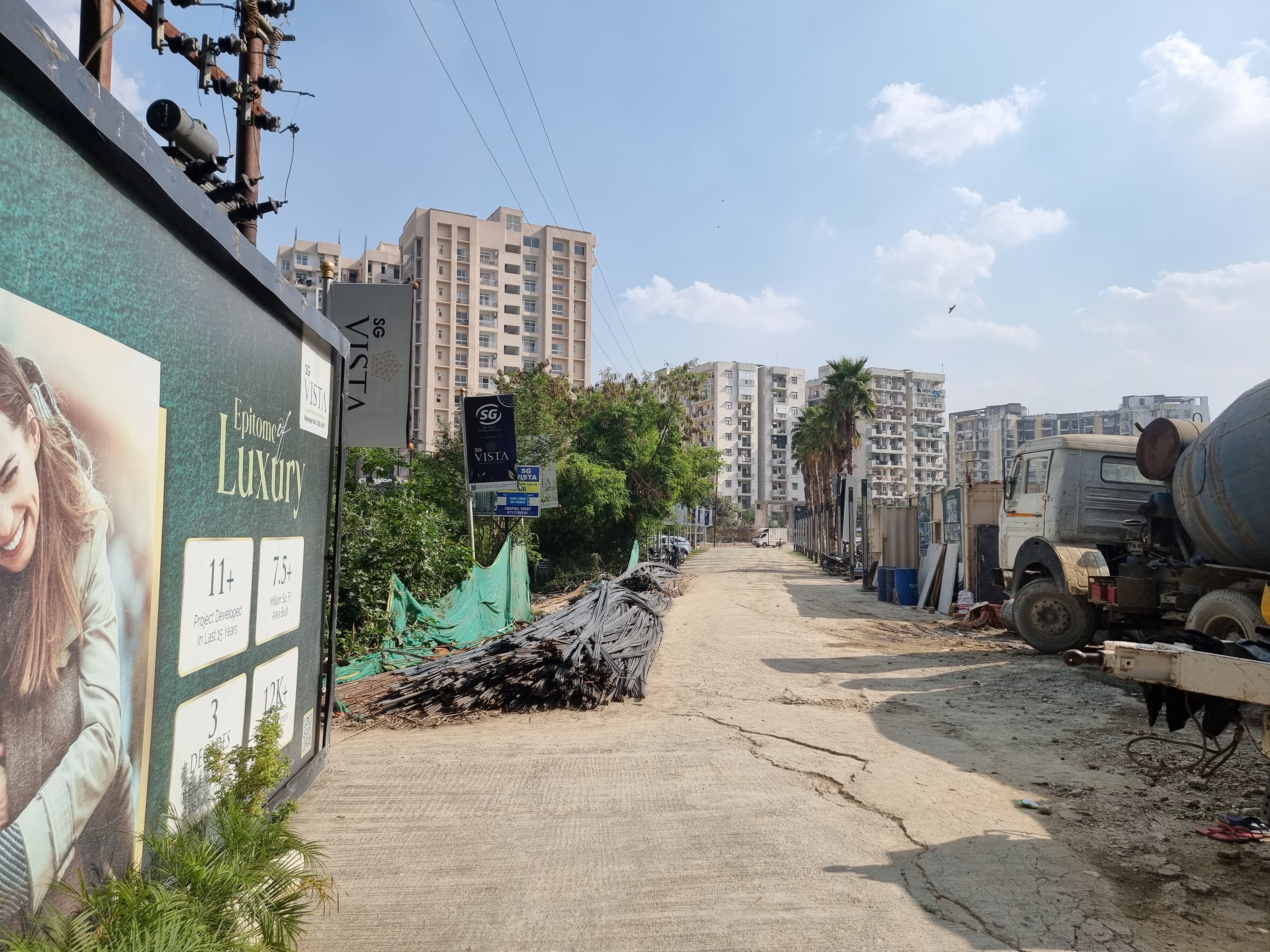 4 BHK flats in raj nagar extension